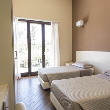 Golden House Hotel Mesagne Ngoại thất bức ảnh