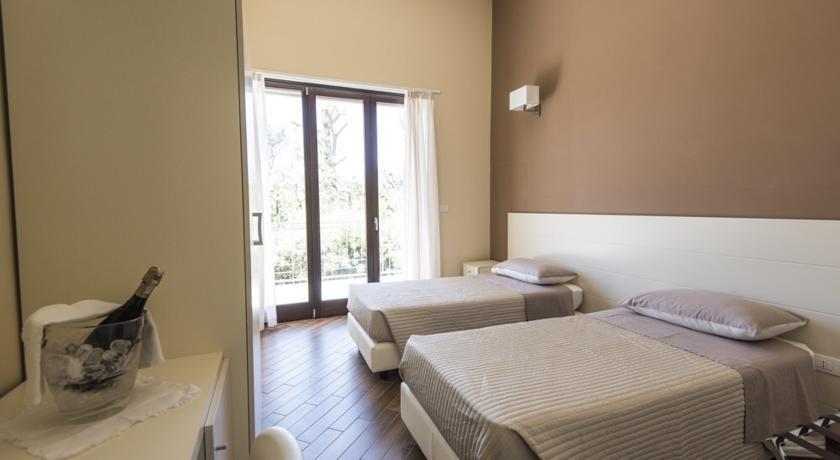 Golden House Hotel Mesagne Ngoại thất bức ảnh
